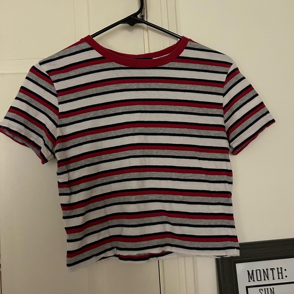 Brandy Melville Tops - Brandy Melville Cropped Helen Tee